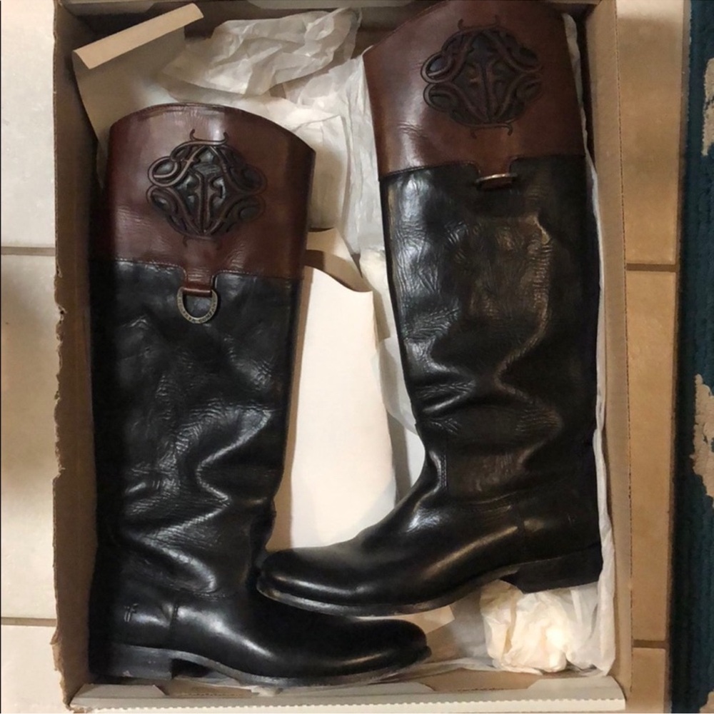 Two-Tone Knee-High Riding Boots - Picture 2 of 2